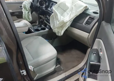 2016 Kia Sedona Lx из США, поврежденный, VIN KNDMB5C19G6111022